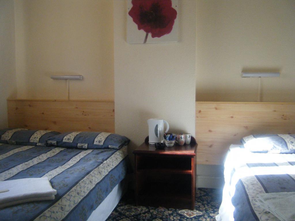 Tudor Court Hotel Swansea Phòng bức ảnh