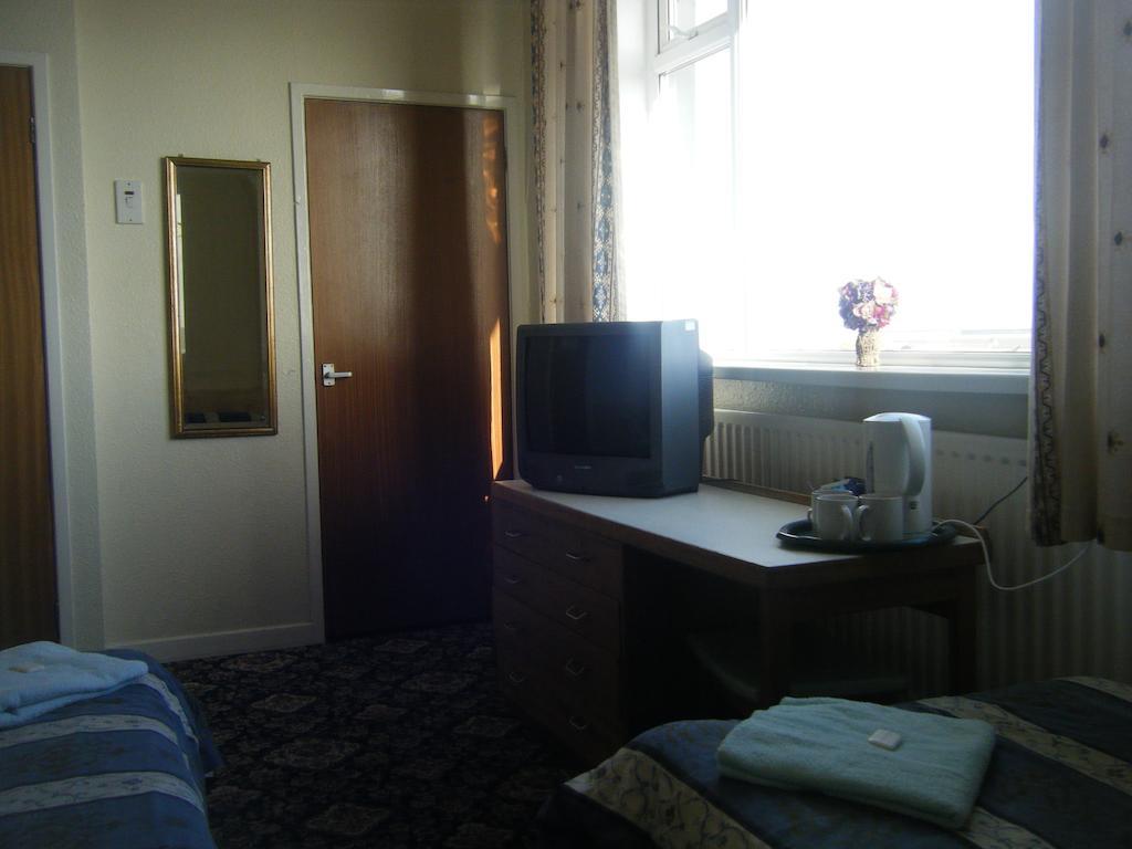 Tudor Court Hotel Swansea Phòng bức ảnh